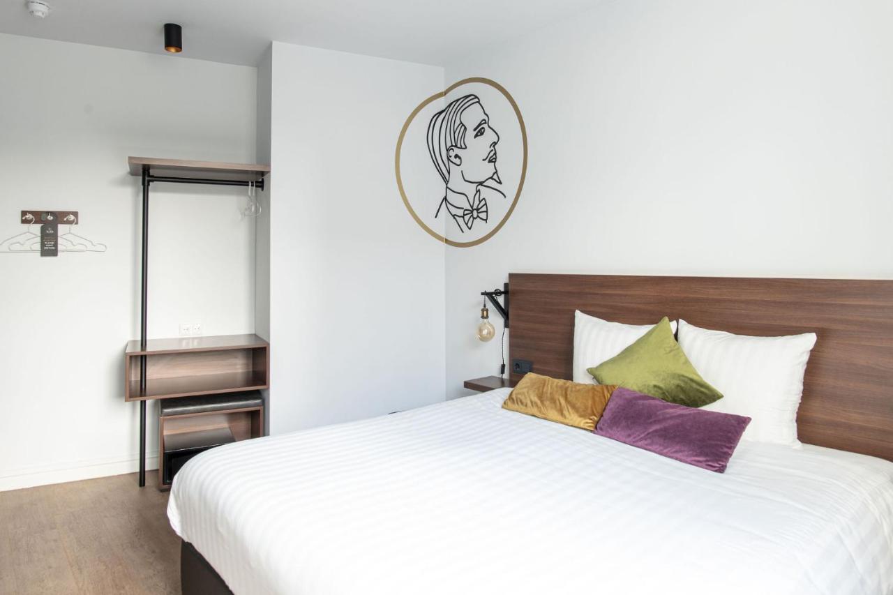 Hotel Alex